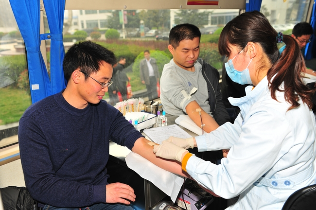 运河煤矿开展“无偿献血&nbsp;奉献爱心”活动