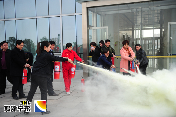 济矿集团举行消防演习活动