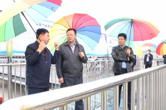 华能集团客人到济矿物流公司调研考察