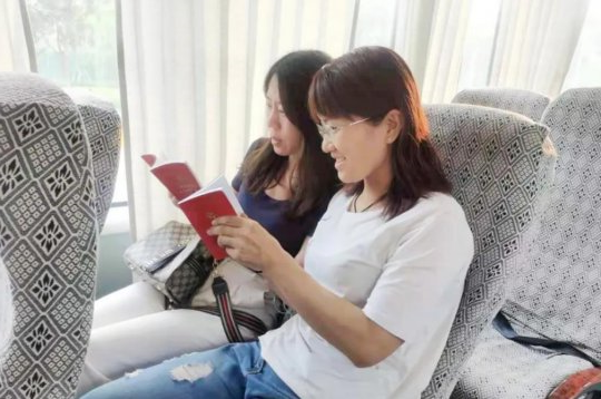 金桥煤矿“口袋书”成为党史学习教育的“充电宝”