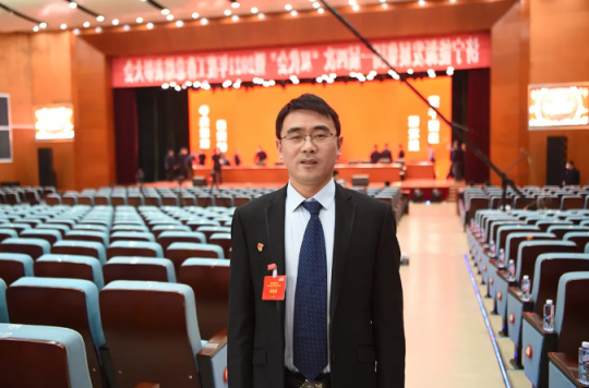 弘扬劳模精神丨奋斗的人生最出彩——记济宁能源2021年度劳动模范武国庆