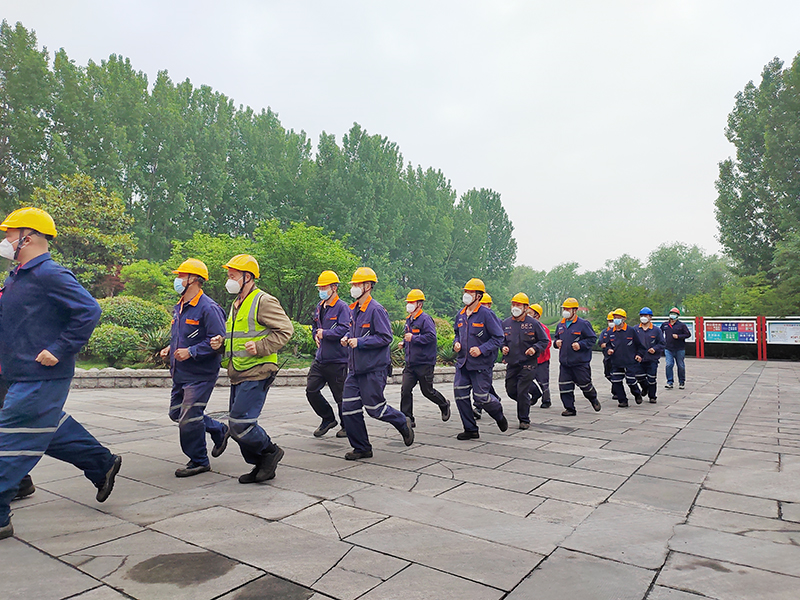 1652264049822421.jpg 5月12日 跃进港组织防汛演习 (范栋摄)1.jpg