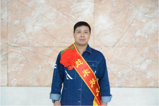 奋斗者·正青春丨宋远航：将青春之花绽放在矿山——记2021年度济宁市技术能手宋远航