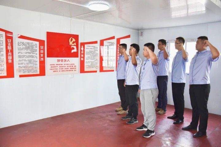 支部建在项目上，港建公司打造项目建设“红色引擎”