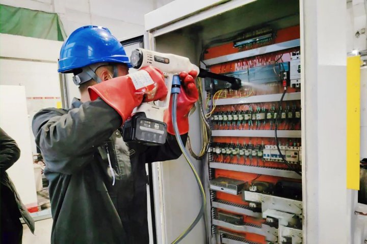 无需断电！济宁能源电气设备带电清洗技术在运河煤矿成功应用