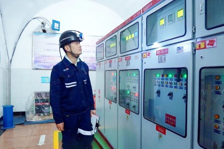 “采煤工效”提升2.6倍！霄云煤矿多举措激活“区队管理”一池春水