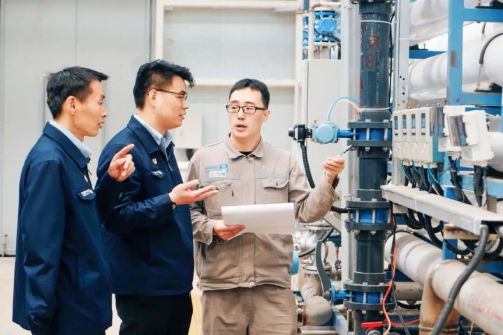 与榜样同行丨科技“尖兵”，逐梦矿山