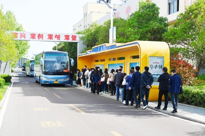 霄云煤矿多措并举促九州网页版“落地生根”