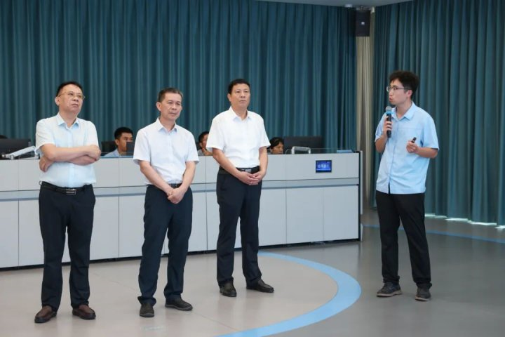 玉柴股份客人到访济宁能源集团调研交流