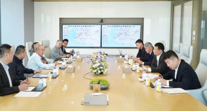 张广宇带队到复星国际走访交流