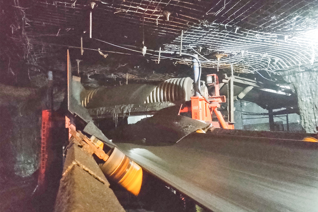 1750745297833052.jpg 6dc6f68cdf340ac99705d7916bc7f4c.jpg