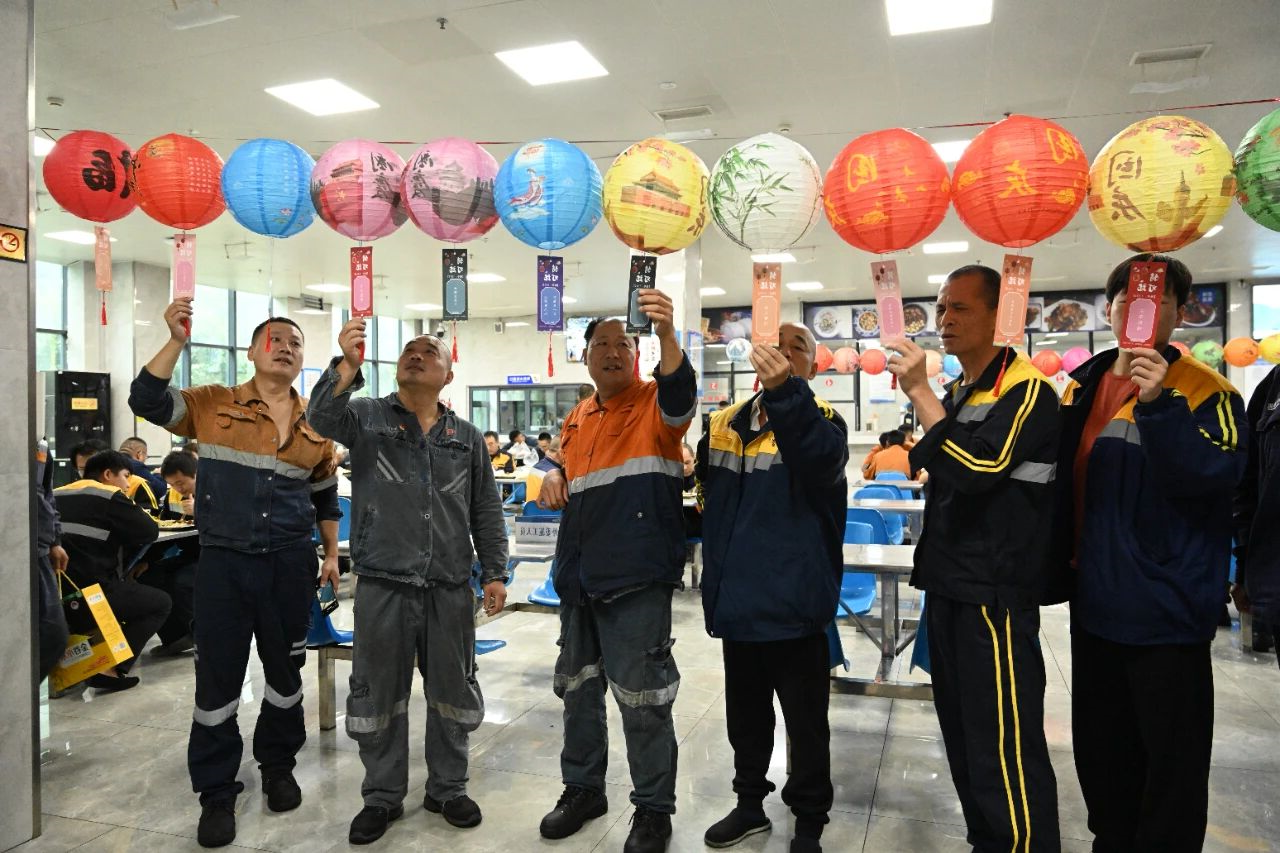 1759974429111237.jpg 96ace215f743cf8fa1f8824a644839b0.jpg