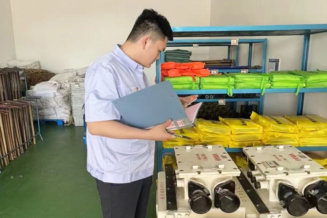 1761203549921998.jpg 01.jpg