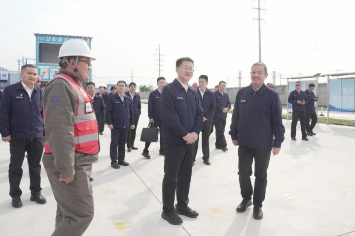 济宁能源集团召开重点项目调度暨精益工程管理现场推进会